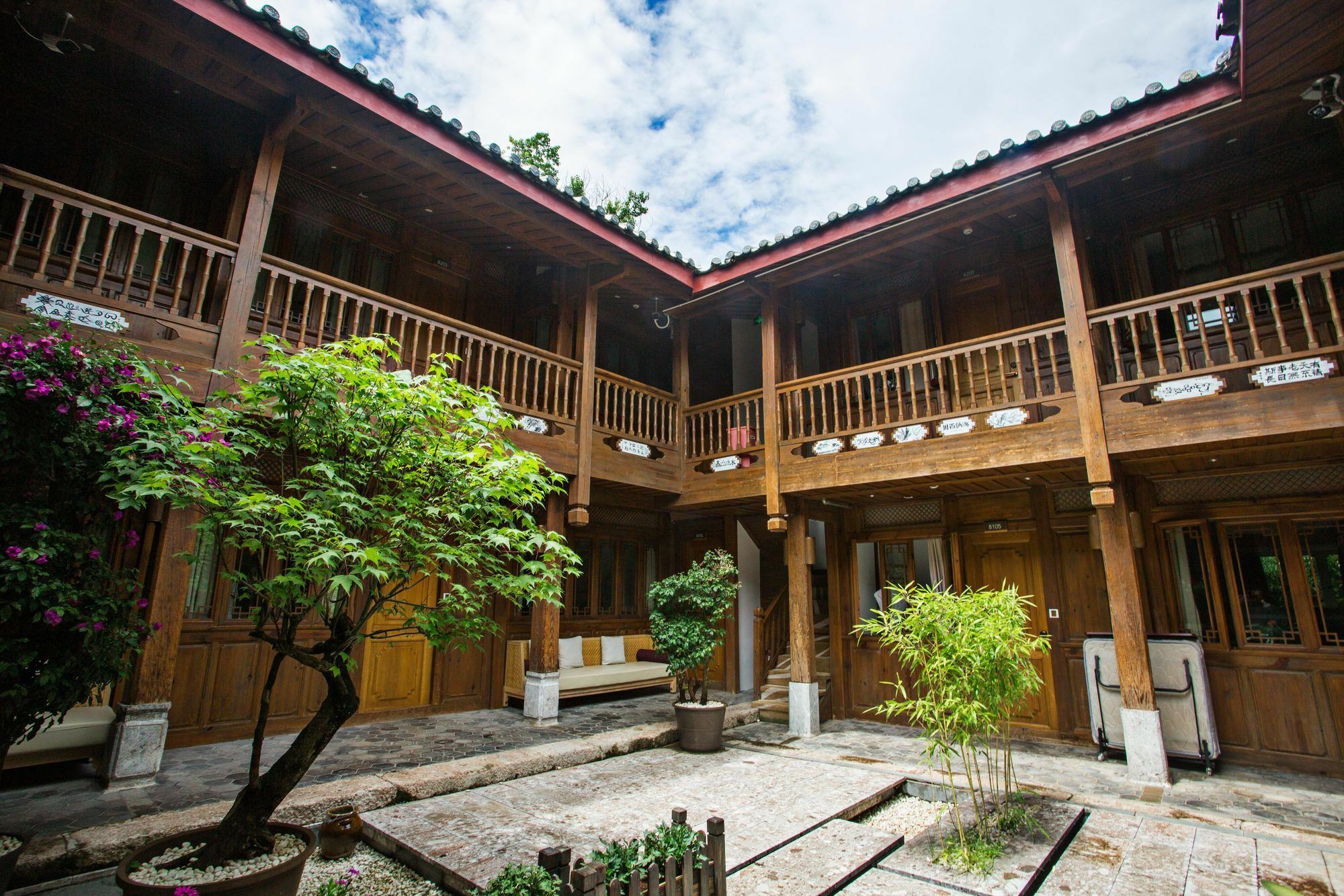 Lijiang Ivy Garden Resort Hotel Kültér fotó